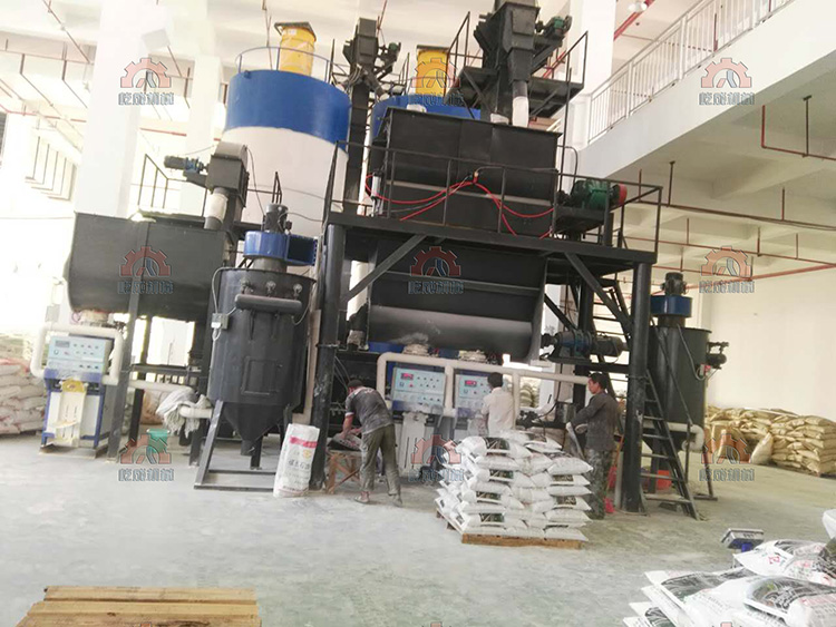 熱熔標(biāo)線涂料全自動(dòng)生產(chǎn)設(shè)備客戶(hù)案例